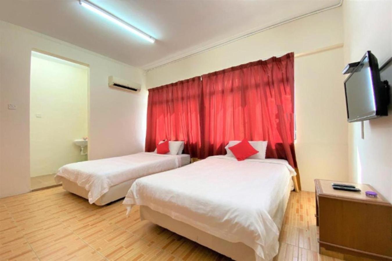 B Hotel Penang George Town  Kültér fotó